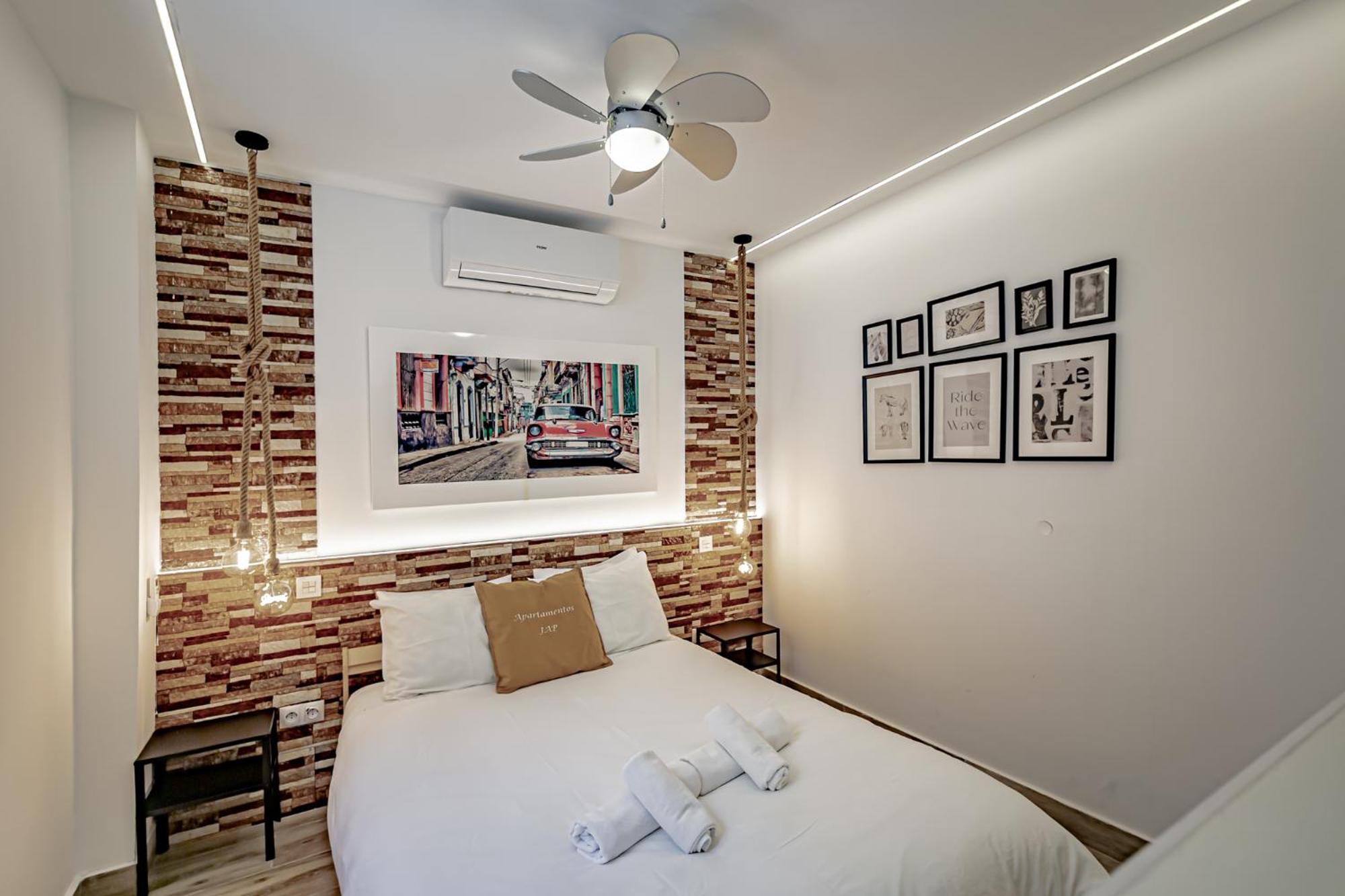 Apartamentos Santiago Cordero Madrid Exterior photo